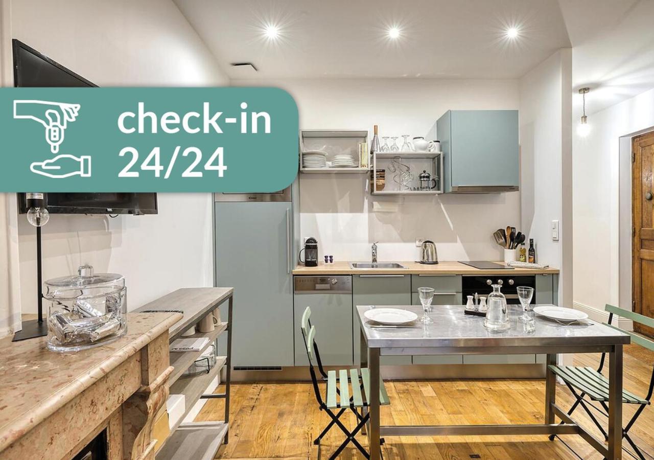 Cosy Appartement Lyon Valmy - Parking Exterior foto
